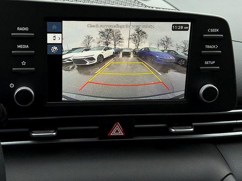 New 2026 Hyundai Elantra SE image 10