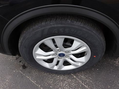 Used 2020 Ford Escape S image 5