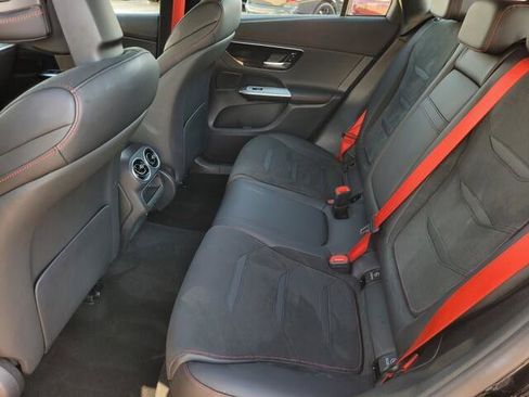 Used 2025 Mercedes-Benz GLC 43 AMG 4MATIC image 30