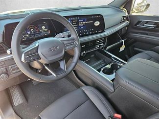 New 2026 Chevrolet Suburban Z71 w/ Comfort Package AWD/4WD video 3