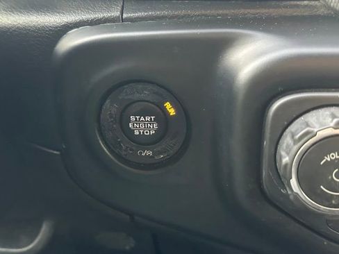 Used 2020 Jeep Gladiator Sport w/ Quick Order Package 24S image 35