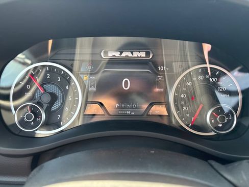 New 2026 RAM 2500 Big Horn AWD/4WD image 13