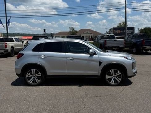 Used 2024 Mitsubishi Outlander Sport AWD image 8