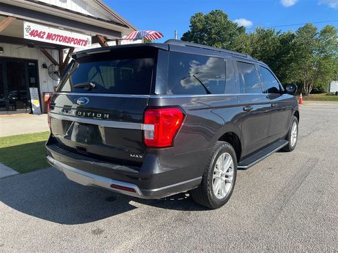 Used 2022 Ford Expedition Max XLT AWD/4WD image 3