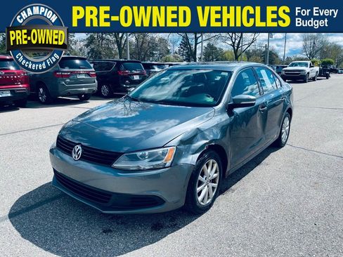 Used 2012 Volkswagen Jetta SE FWD image 1