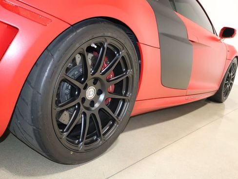 Used 2012 Audi R8 GT image 17