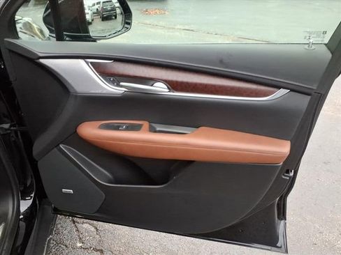 Certified 2023 Cadillac XT5 Premium Luxury image 25