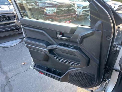 Used 2025 Toyota Tacoma TRD Off-Road image 26