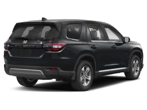 Used 2025 Honda Pilot EX-L image 2