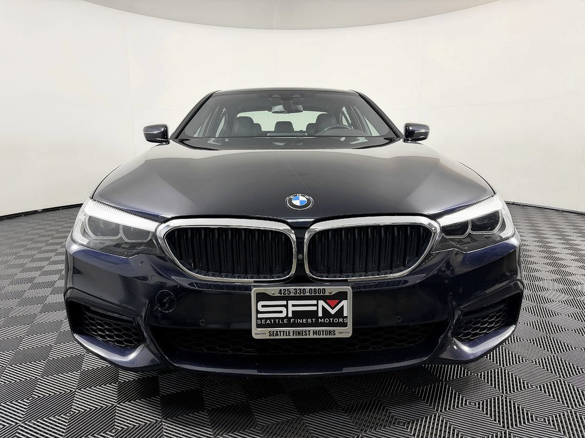 Used 2019 BMW 540i w/ M Sport Package RWD image 4