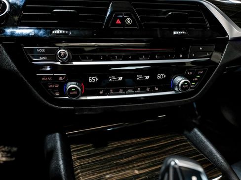 Used 2019 BMW 530i RWD image 26