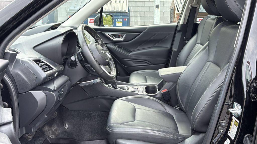 Certified 2024 Subaru Forester Touring AWD/4WD image 10
