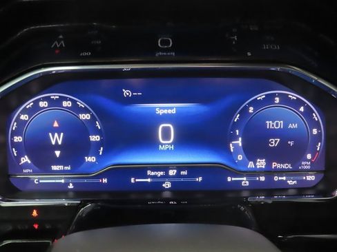 Used 2024 Chevrolet Silverado 1500 LT image 32