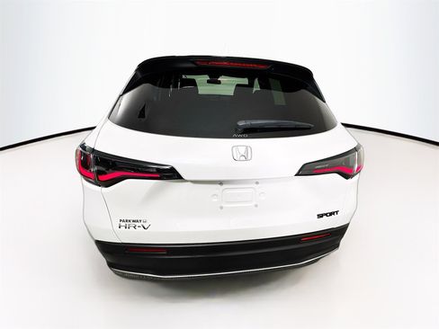 Used 2024 Honda HR-V Sport image 6
