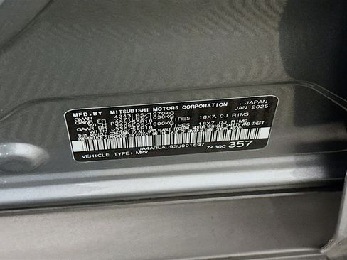 Used 2025 Mitsubishi Outlander Sport SE image 12