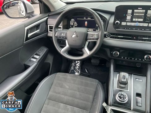 Used 2024 Mitsubishi Outlander SE image 42