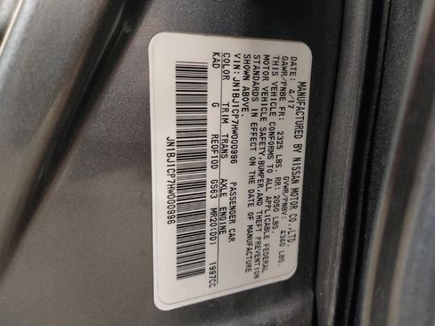 Used 2017 Nissan Rogue Sport S image 33