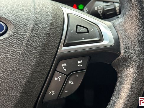 Used 2018 Ford Fusion Energi SE image 28