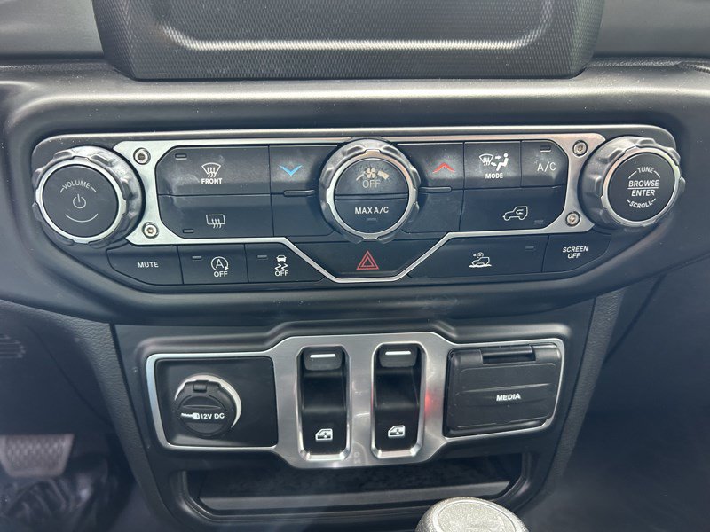 Used 2022 Jeep Wrangler Sport AWD/4WD image 20