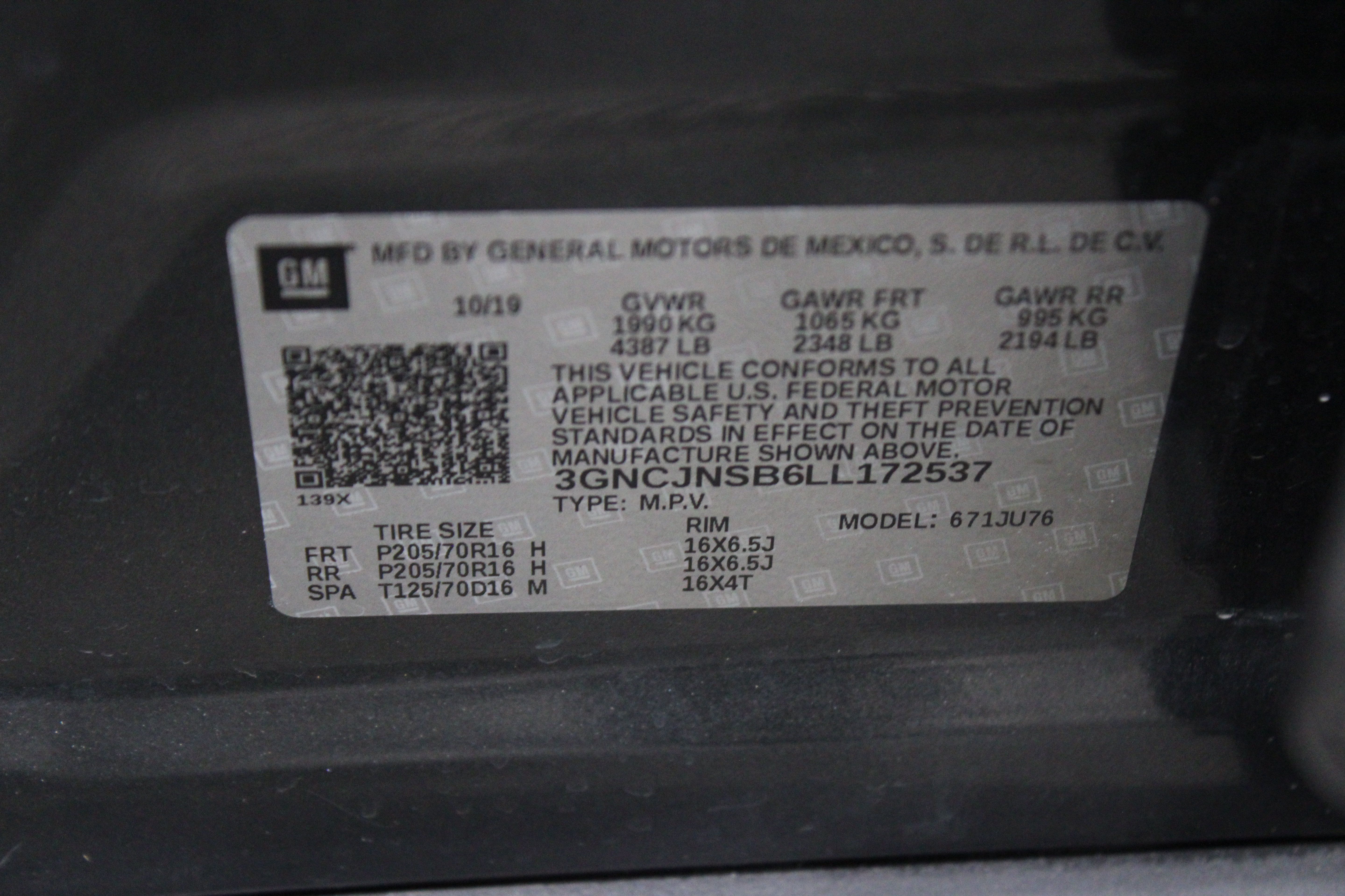 Used 2020 Chevrolet Trax LS w/ Tint and Cruise Package AWD/4WD image 37