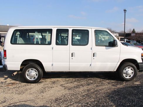 Used 2013 Ford E-350 and Econoline 350 XL image 2