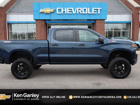 Used 2020 Chevrolet Silverado 1500 Custom Trail Boss w/ Custom Convenience Package image 1