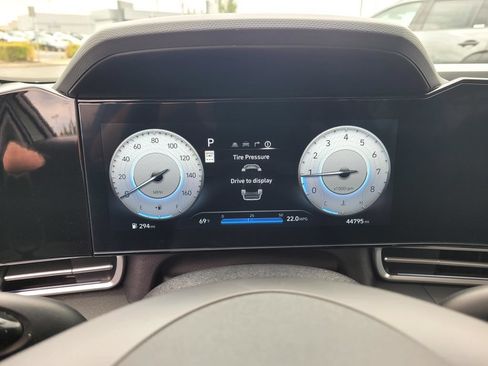 Used 2024 Hyundai Elantra SEL FWD image 20
