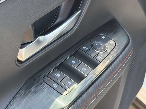 New 2026 Nissan Kicks SR FWD image 23