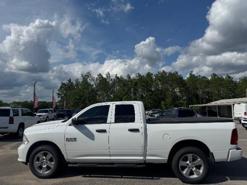 Used 2018 RAM 1500 Express w/ Express Value Package AWD/4WD image 4