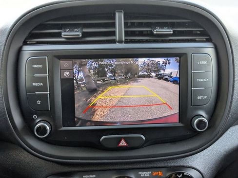 Used 2023 Kia Soul LX w/ Option Group 015 image 17