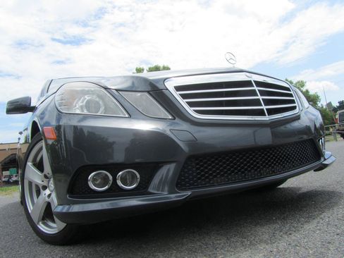 Used 2010 Mercedes-Benz E 350 Sedan w/ Premium 1 Pkg image 1
