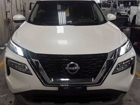 Certified 2023 Nissan Rogue SV w/ SV Premium B Package AWD/4WD image 2