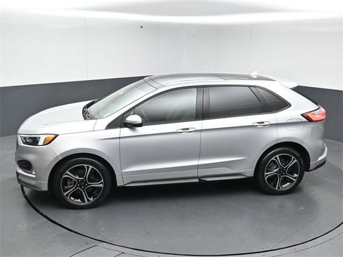 Certified 2019 Ford Edge ST w/ Convenience Package image 47