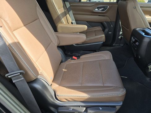 Used 2023 Chevrolet Tahoe High Country image 37