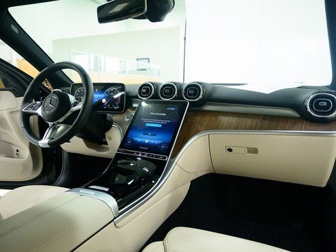 Certified 2023 Mercedes-Benz C 300 4MATIC Sedan image 14
