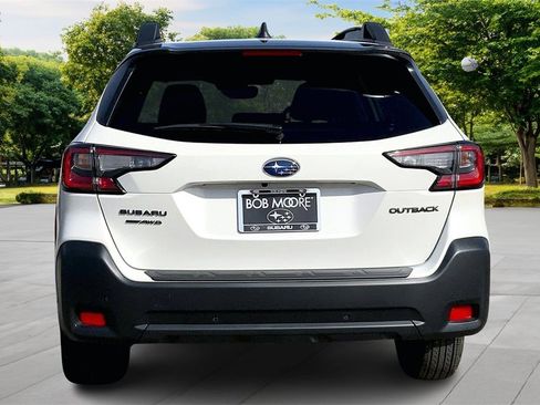 Certified 2025 Subaru Outback Onyx Edition image 5