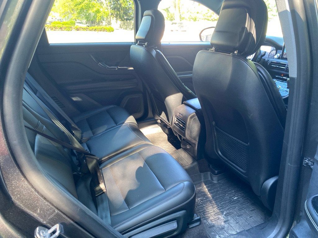 Used 2020 Lincoln Corsair AWD w/ Premium Package image 24
