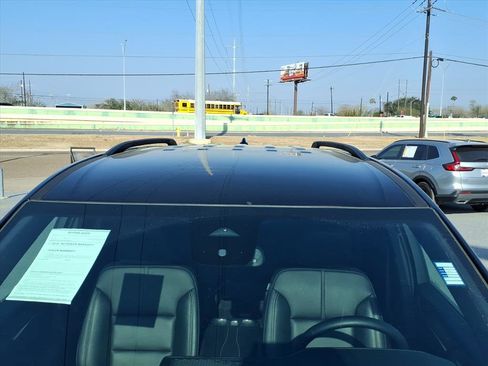 Used 2024 GMC Acadia Elevation w/ Luxury Package image 10