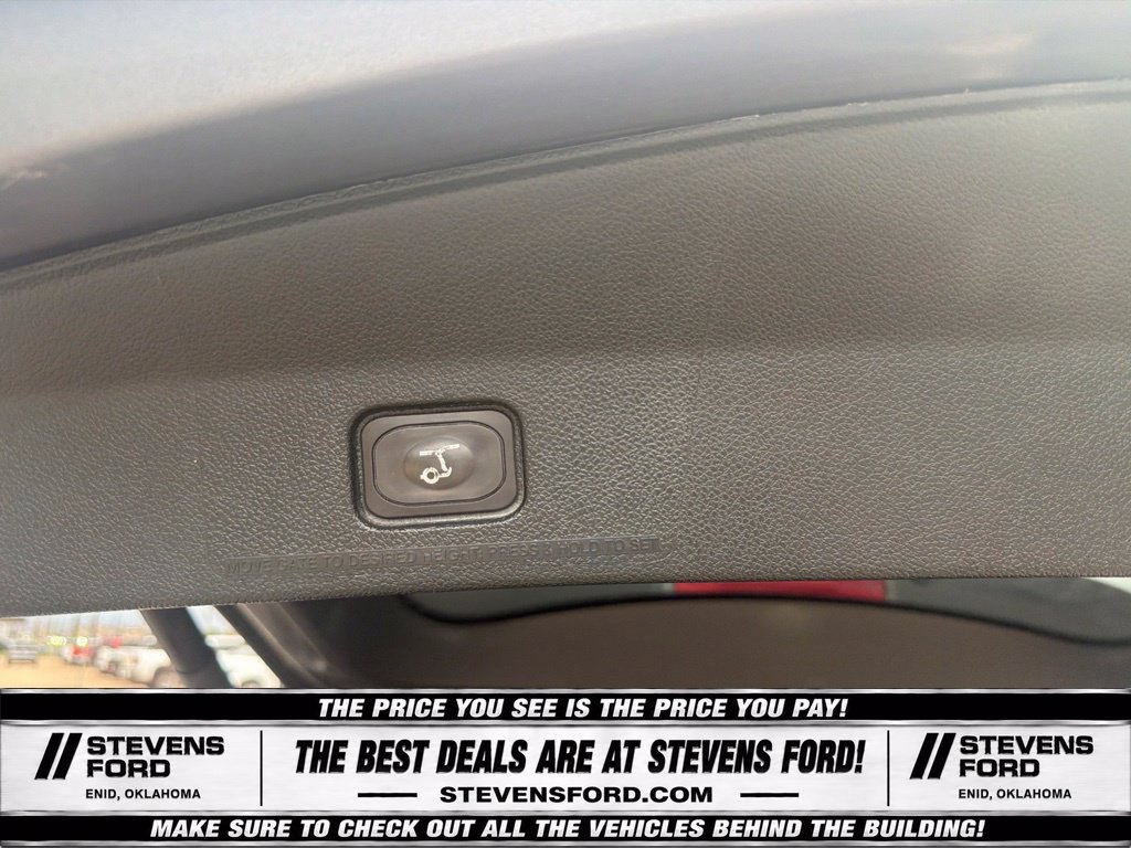 Used 2019 Ford Explorer XLT w/ Equipment Group 202A FWD image 15