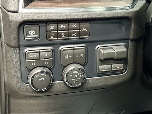 New 2026 Chevrolet Tahoe Premier w/ Sun And Tow Package image 10