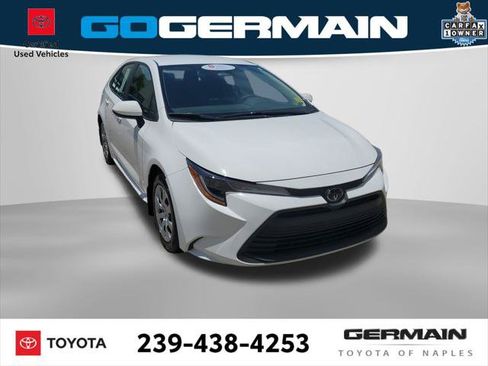 Certified 2025 Toyota Corolla LE FWD image 3