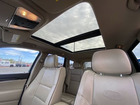 Used 2014 Jeep Grand Cherokee Overland w/ Advanced Technology Group image 22