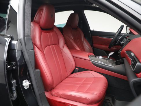 Certified 2022 Maserati Levante Modena AWD/4WD image 19