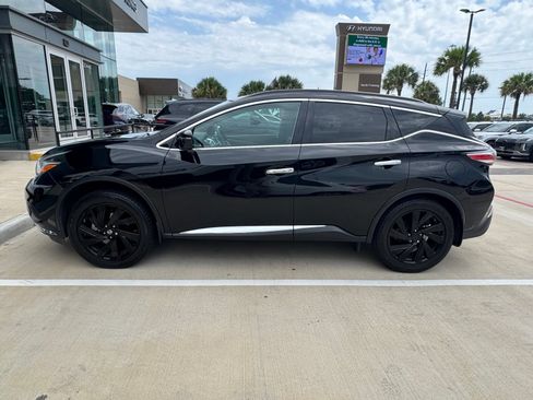 Used 2017 Nissan Murano Platinum w/ Platinum Technology Package FWD image 3