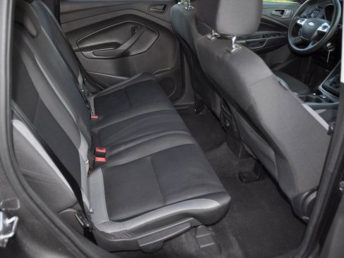 Used 2015 Ford Escape S FWD image 27