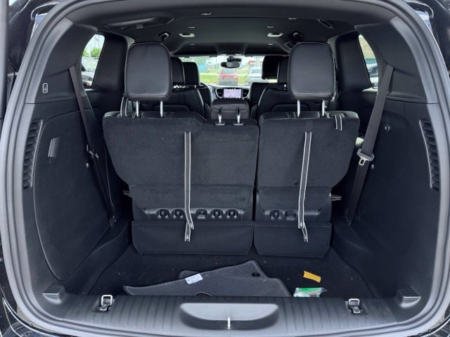 New 2027 Chrysler Pacifica Select FWD image 9
