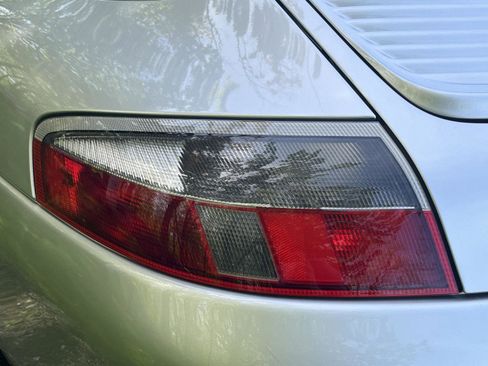 Used 2002 Porsche 911 Carrera RWD image 39