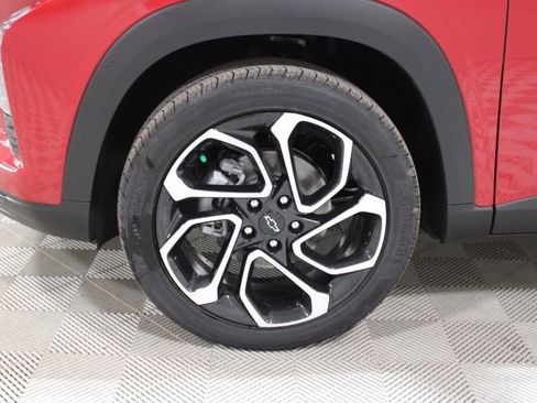 New 2026 Chevrolet Trax RS w/ Sunroof Package FWD image 40
