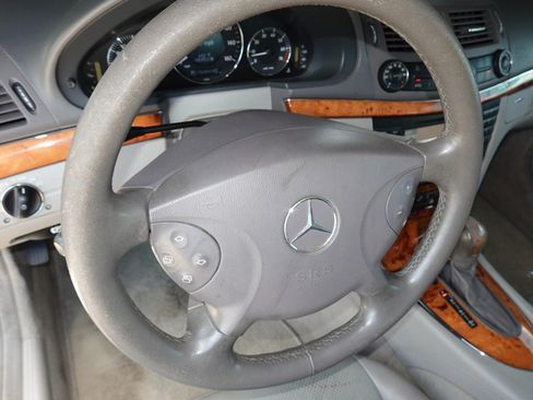 Used 2006 Mercedes-Benz E 350 Sedan image 13