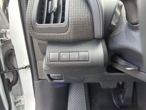 Used 2023 Toyota bZ4X AWD w/ Weather Package image 22